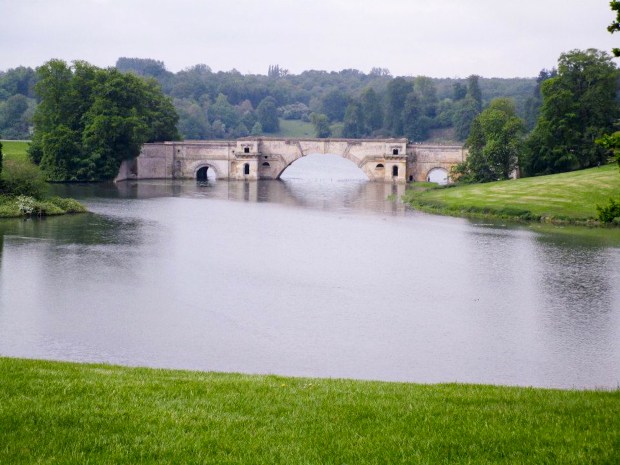 Lake at Blenheim palace